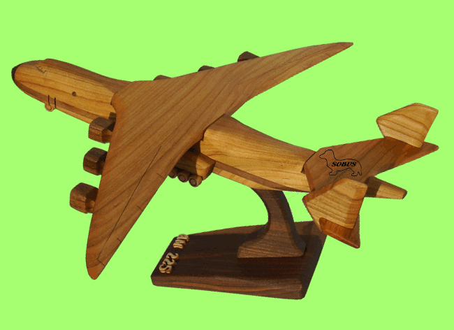 AN 225 Mrija - Wooden toy